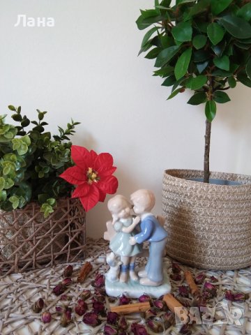 порцеланова фигурка " Деца", снимка 3 - Статуетки - 41328614
