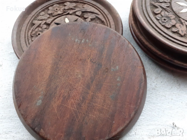 Стари дървени подложки за чаши дърворезба и седеф, снимка 5 - Антикварни и старинни предмети - 53395447