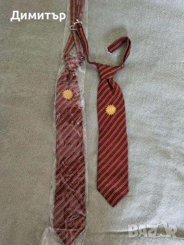 Униформени вратовръзки