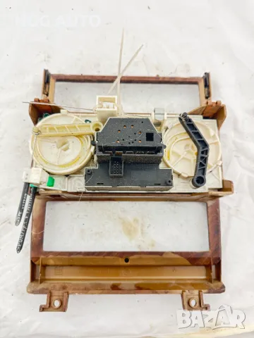 Махагонова Централна Конзола за Опел Астра Г с Управление за Климатик, 90 559 839, снимка 3 - Части - 47984821