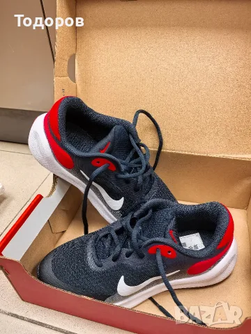 Nike маратонки 35 номер, снимка 2 - Маратонки - 56038290