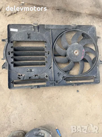 8K0121003L Перка за радиатор с дифузьор Valeo за Ауди А4 Б8 1.8 TFSI