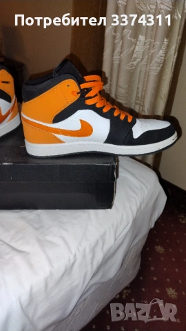Маратонки  Jordan 1средна височина Лимитирана разцветка!!!, снимка 3 - Маратонки - 53405330