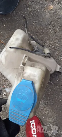 Казанче за чистачки Audi A4 B5, снимка 2 - Части - 47707540