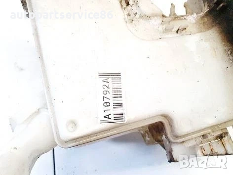 Резервоар за вода за чистачки за Peugeot 407 1.6 HDI (2005) 9648652480