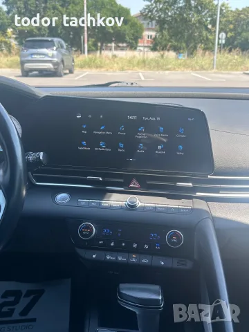 Хюндай Елантра CN7 2.0, снимка 12 - Автомобили и джипове - 55708329