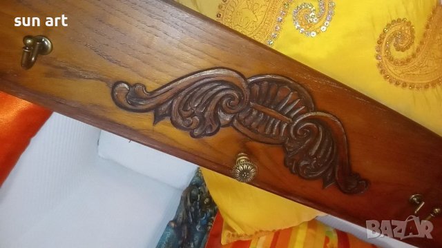 старинна закачалка с автентична българска дърворезба, снимка 2 - Антикварни и старинни предмети - 41067347