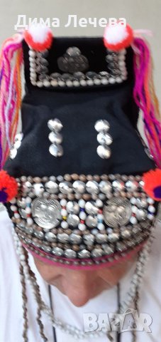 Фолклорни шапки , снимка 2 - Шапки - 41498181