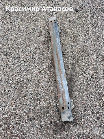 Основа задна броня за Тойота корола версо. 2004-2009г