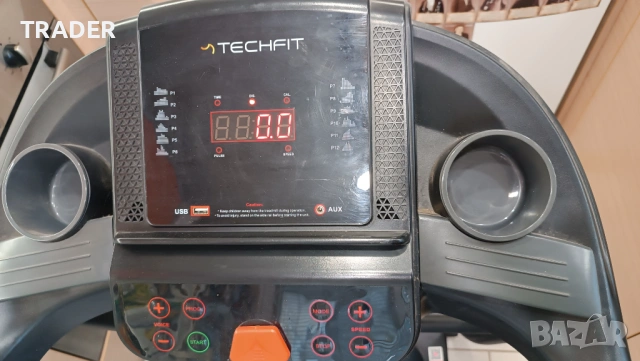 Бягаща пътека TECHFIT MT99, Мотор 2 к.с., Скорост 1-10 км/ч, Bluetooth+App, Ръчно накланяне, Максима, снимка 3 - Фитнес уреди - 50983016