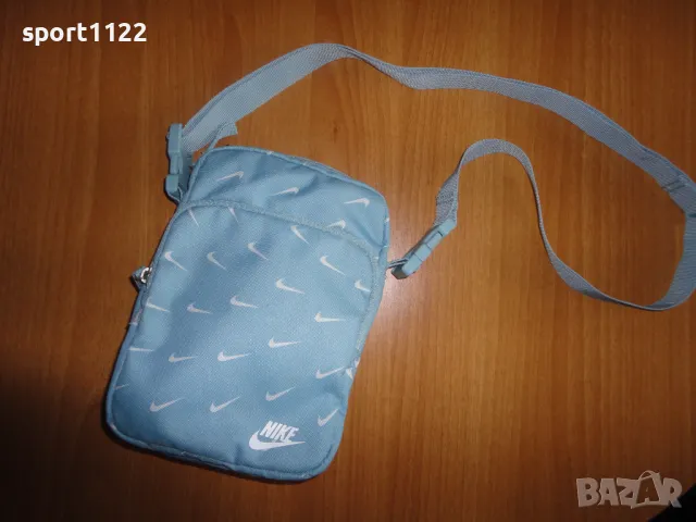 Nike/оригинална чантичка