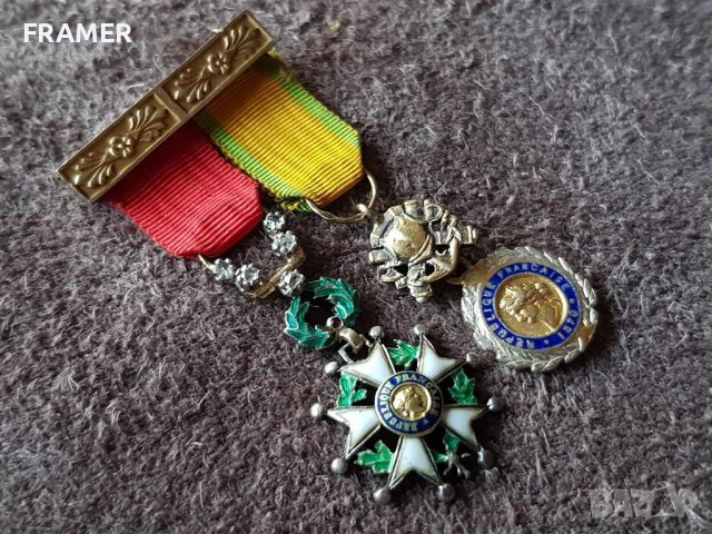 Златна 18 карата МИНИАТУРА с ДИАМАНТИ ордени Легиона и военен 1870 злато