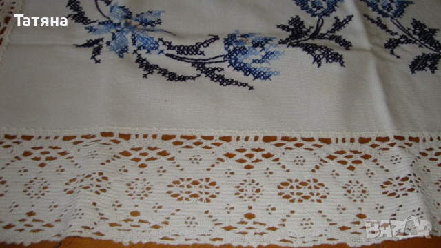 ПОКРИВКИ /апликации и бродерия/, снимка 2 - Покривки за маси - 51709207