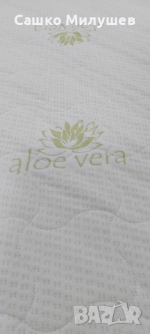 Продавам двулицев матрак Стил в отлично състояние.