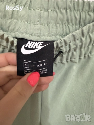 дамски спортен панталон Nike, снимка 7 - Спортни екипи - 55876325