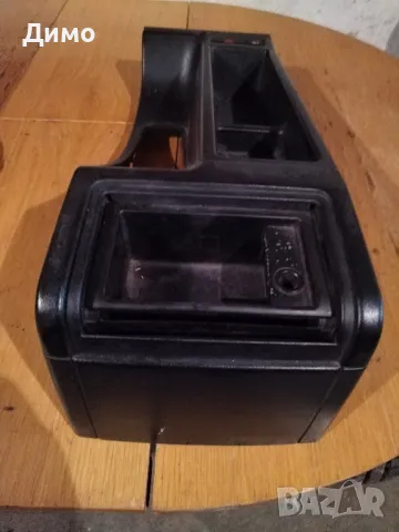 Подлакътник копче аварийни Ел стъкла бмв е46 , снимка 2 - Части - 49238644