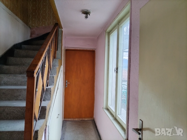 Продавам къща в гр. Смолян, кв. Долно Райково, снимка 14 - Къщи - 52179850