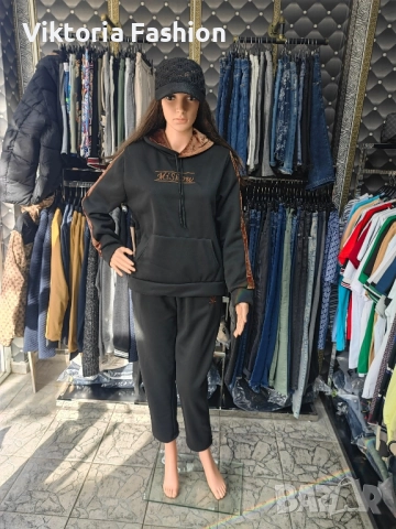 дамски екип, снимка 3 - Спортни екипи - 52478915