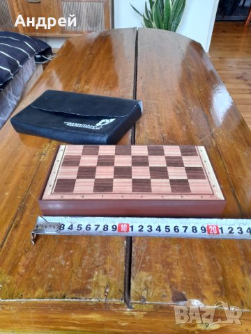 Стар магнитен шах #4, снимка 2 - Антикварни и старинни предмети - 40332087
