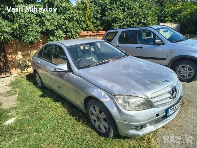 Mercedes C180 бензин, снимка 4 - Автомобили и джипове - 56316524