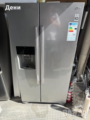Хладилник LG двувратка 