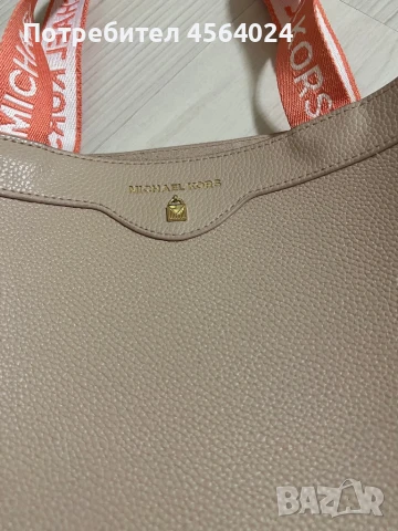 Дамска чанта, снимка 2 - Чанти - 51362153