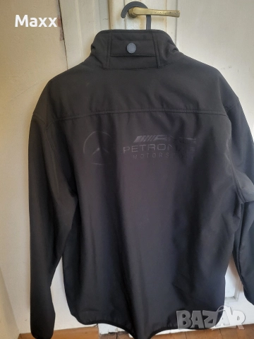 продавам ново яке AMG Petronas Motorsport, снимка 4 - Якета - 52736585