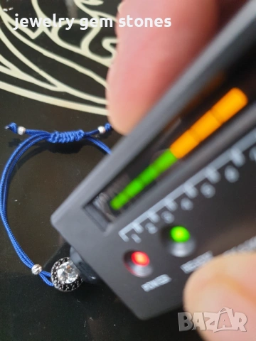 Дамска гривна с естествен бял Топаз, снимка 3 - Гривни - 53339756