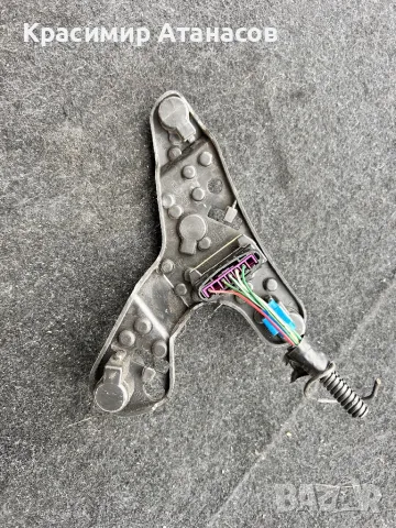 Платка десен стоп за Тойота Авенсис T25.хечбек.89028783, снимка 2 - Части - 48485914