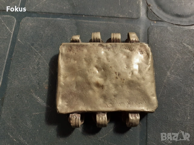 Стар накит - висулка муска с камъчета и стъкълца - носия, снимка 3 - Антикварни и старинни предмети - 53281229