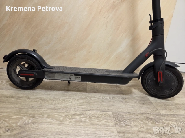 Електрическа тротинетка Xiaomi M365, снимка 6 - Друга електроника - 53652719