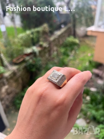 Голям златист пръстен с блестящи камъчета без нито едно липсващо! ❤️, снимка 3 - Пръстени - 52377764