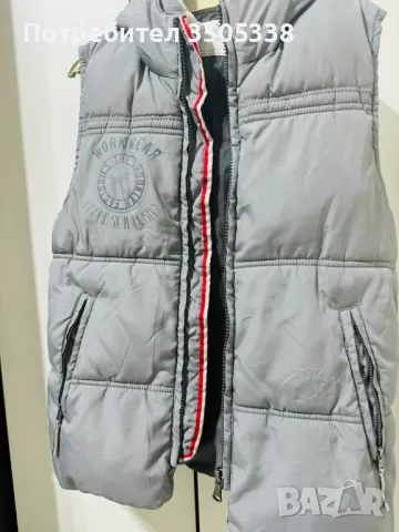 Грейка/елек с качулка за момче на OKAIDI, снимка 6 - Детски якета и елеци - 47973250