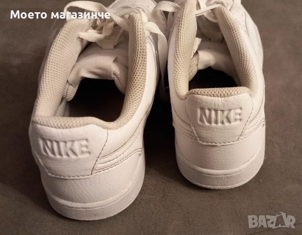 Nike бели маратонки/кецове № 40 – почти нови, снимка 3 - Спортно елегантни обувки - 51836396