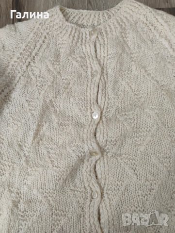 Две жилетки   ръчно плетиво, снимка 3 - Жилетки - 52775889