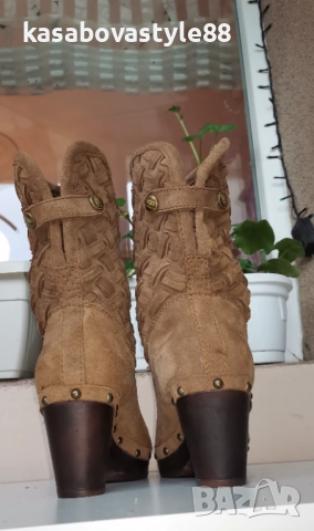 Елегантни ботуши UGG Australia 36 н. , снимка 9 - Дамски ботуши - 52232749