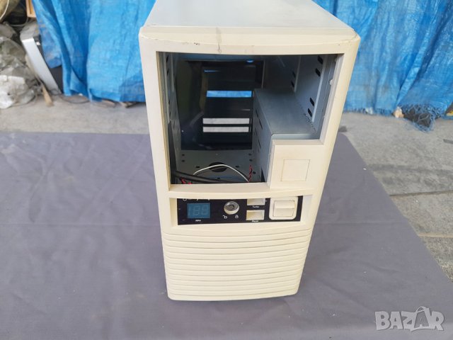 ⭐Ретро компютърна кутия, с дисплей за честотата на процесора за 386DX, 486, 586 ⭐, снимка 1 - Антикварни и старинни предмети - 41331626