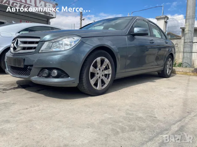 Mercedes-Benz C220 CDI *НА ЧАСТИ*, снимка 2 - Автомобили и джипове - 48725101