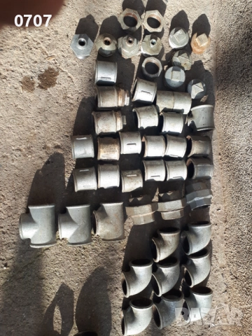 продавам Поцинковани фитинги 2 цола 2 1/2 цола 3 цола