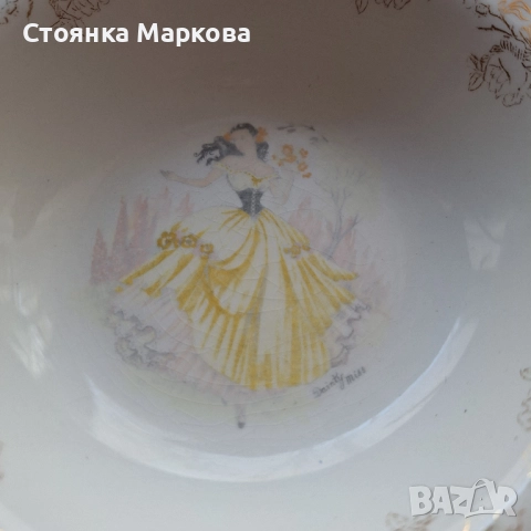 Порселанова купичка от Англия, снимка 2 - Чинии - 52401429