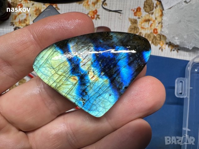 Уникален спектролит лабрадорит, снимка 3 - Други ценни предмети - 39383795