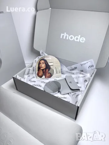 Rhode Mirror Оригинално метално
огледалце Rhode от Hailey Bieber, снимка 9 - Други - 56140093