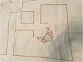 Красива голяма покривка, цвят екрю, с ръчна бродерия, снимка 6
