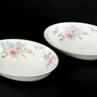 Две английски купи за салата "Royal Doulton", снимка 1 - Чинии - 44695463