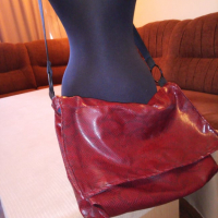 Дамска чанта ръчна изработка, снимка 1 - Чанти - 36321965