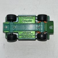 Метална количка Matchbox RolaМatics 73-Weasel Танк в мащаб 1:52, снимка 8 - Колекции - 39834573