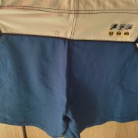 Дамски шорти Roxy, снимка 2 - Къси панталони и бермуди - 41406140