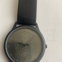 Skull watch , снимка 1 - Гривна - 44275045
