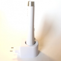 Led сензорна лампа с фенерче 15 W, 5 LED, внос от Германия, снимка 4 - Лед осветление - 36140495