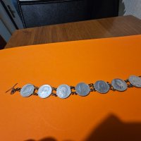 Старинна сребърна гривна със сребърни 7 монети от 50 стотинки 1891, 1912, 1913г. с Фердинандъ 1 - Ца, снимка 2 - Антикварни и старинни предмети - 41795074